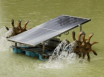 Solar-powered Water Wheel Aerator